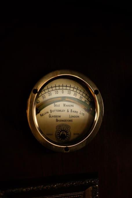 The Captains Locker - 30Ft Yacht Сан Мигел де Абона Екстериор снимка