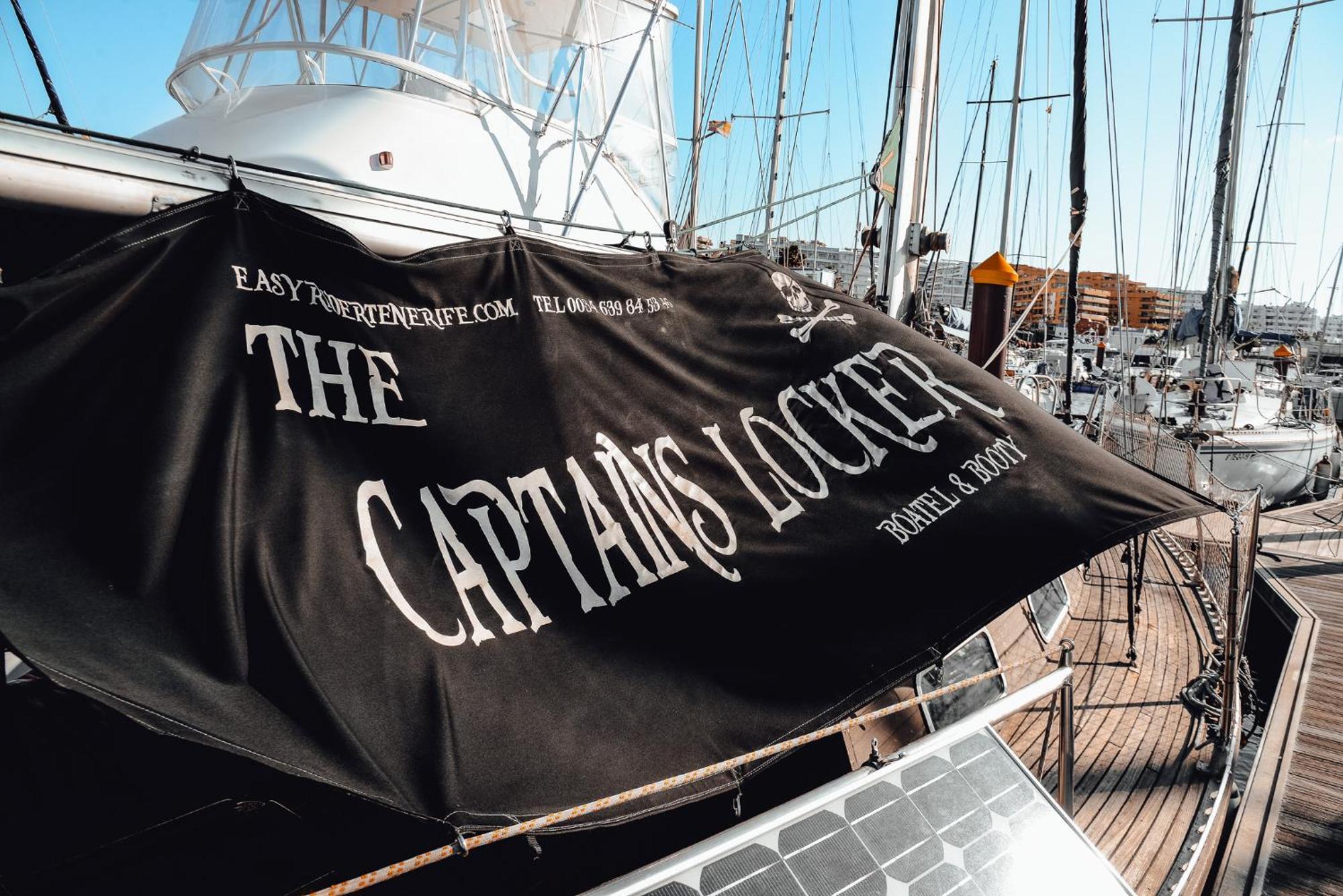 The Captains Locker - 30Ft Yacht Сан Мигел де Абона Екстериор снимка